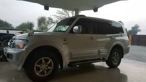 Mitsubishi Pajero GLX 3.2D 2000 for Sale