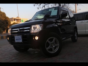 Mitsubishi Pajero Mini VR 2012 for Sale